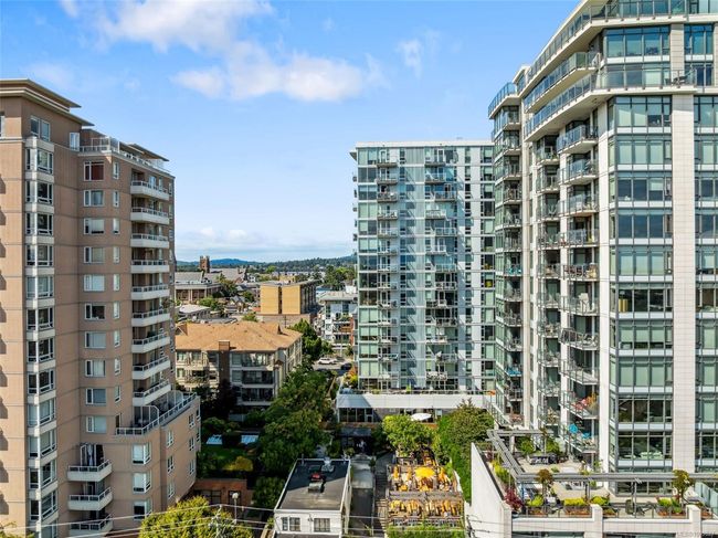 601 - 989 Johnson St, Condo with 2 bedrooms, 2 bathrooms and 1 parking in Victoria BC | Image 34