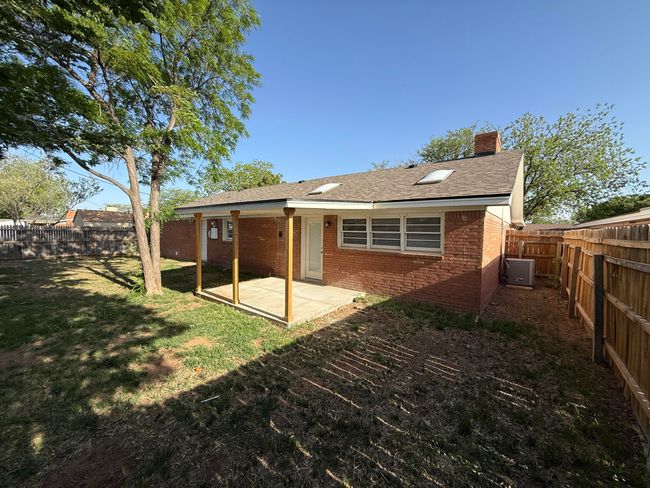 5431 9 Th St, House other with 3 bedrooms, 2 bathrooms and null parking in Lubbock TX | Image 9