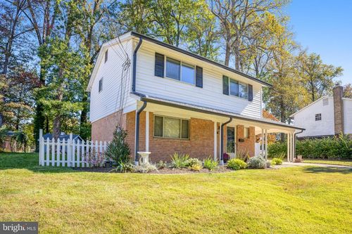 5609 Rolling Rd, SPRINGFIELD, VA, 22151-1112 | Card Image