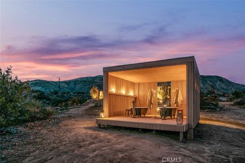 48575 Paradise Ave, Morongo Valley, CA, 92256-9183 | Card Image