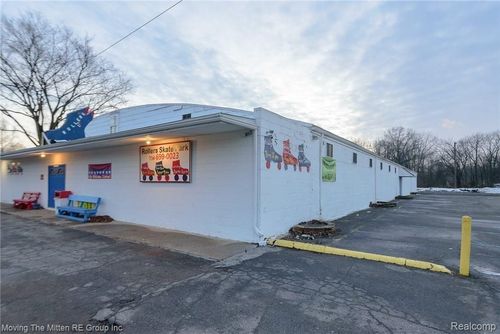 19750 Sumpter Rd, Sumpter Twp, MI, 48111-8919 | Card Image