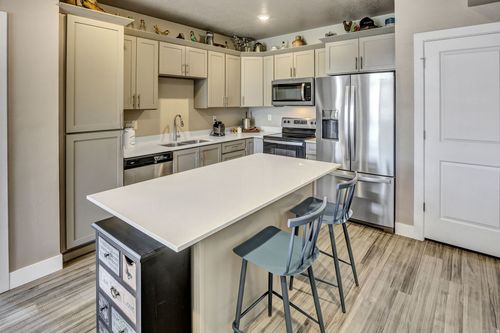 306-2101 N Main St, Sunset, UT, 84015-2871 | Card Image