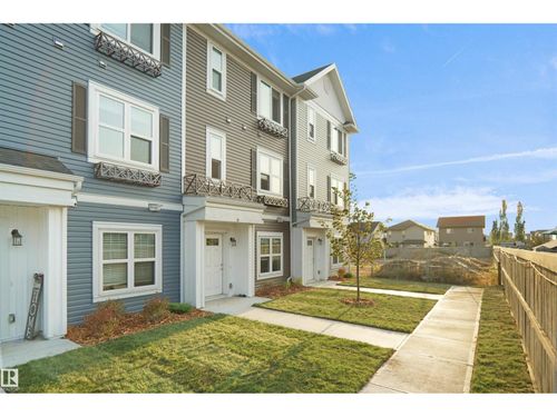 {{alt}} | Card Image