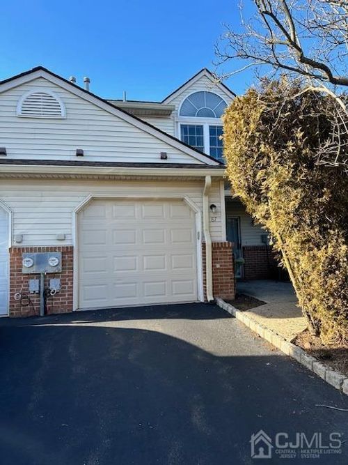 87 Sassafras Ct, North Brunswick, NJ, 08902-5004 | Card Image