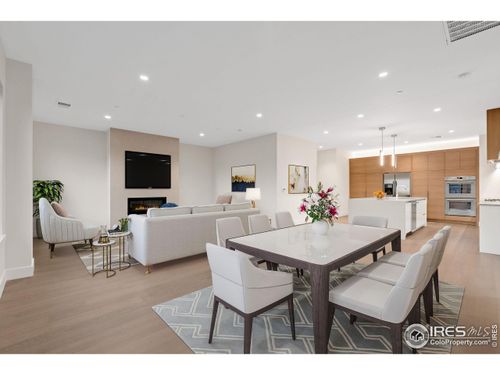 300-205 E 6th St, Loveland, CO, 80537-5681 | Card Image