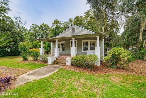 138 2nd Ave, Ridgeland, SC, 29936-8964 | Card Image