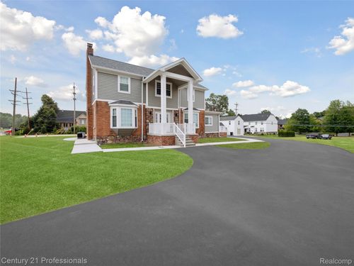 21120 Halsted Rd, Northville, MI, 48167-9176 | Card Image