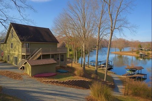 290 Winding Way, Union Hall, VA, 24176-3857 | Card Image