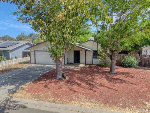 6870 Stonybrook Drive, Clearlake, CA, 95422 | Card Image