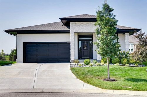15129 173rd St, Overland Park, KS, 66221 | Card Image