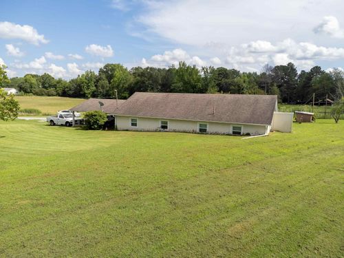 385 County Road 239, Florence, AL, 35633-2402 | Card Image