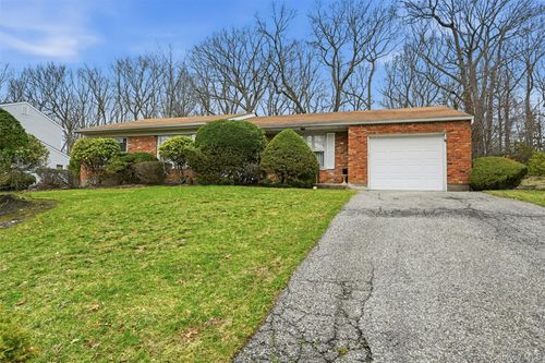 705 Brewster Dr, Port Jefferson, NY, 11777-1912 | Card Image