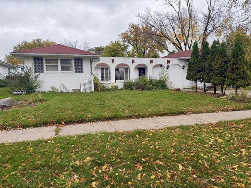 1502 Elm Street N, Fargo, ND, 58102 | Card Image