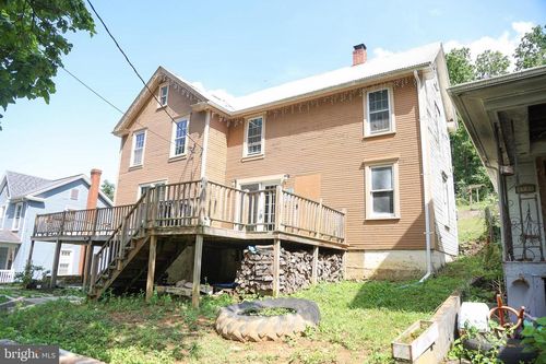 5740 Piney Creek Rd, WILLIAMSBURG, PA, 16693-7960 | Card Image