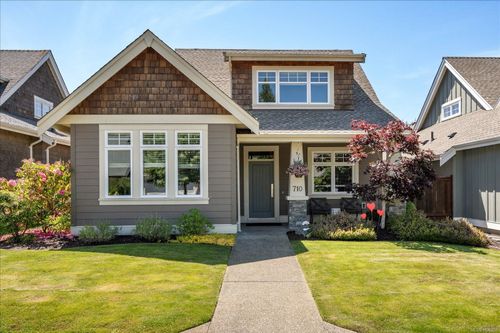 710 W Ridge Way, Qualicum Beach, BC, V9K0A9 | Card Image