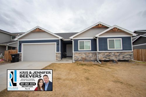 6716 Rogue River Rd, Casper, WY, 82604-4503 | Card Image