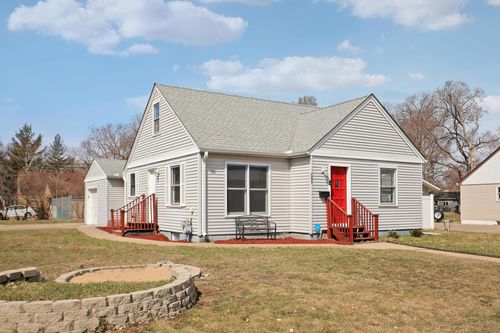 5301 Edgewood Ave N, Crystal, MN, 55428-3970 | Card Image