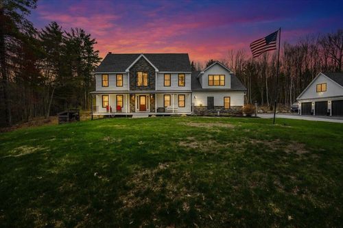 34 Horizon Dr, Goffstown, NH, 03045-3007 | Card Image