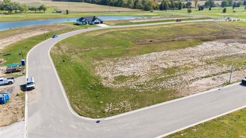 2054 Albatross Way, Auburn, IN, 46706-0636 | Card Image