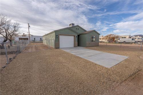 3066 E Leroy Ave, Kingman, AZ, 86409-2008 | Card Image