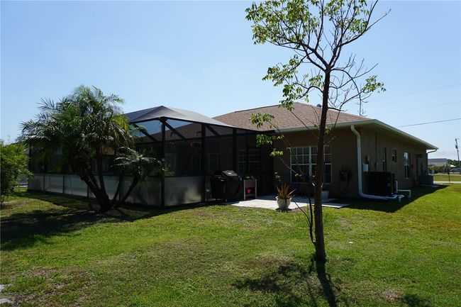 98 Valdiva St, House other with 3 bedrooms, 2 bathrooms and null parking in PUNTA GORDA FL | Image 46
