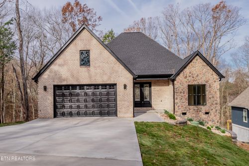 328 Nuhya Ln, Loudon, TN, 37774-6931 | Card Image