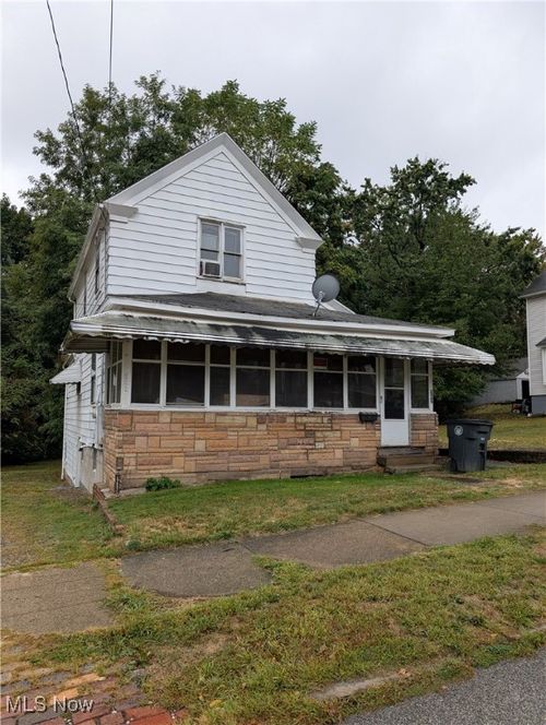 502 Beacon St, Akron, OH, 44311-1806 | Card Image