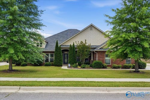 214 Maplebrook Dr, Madison, AL, 35756-3975 | Card Image