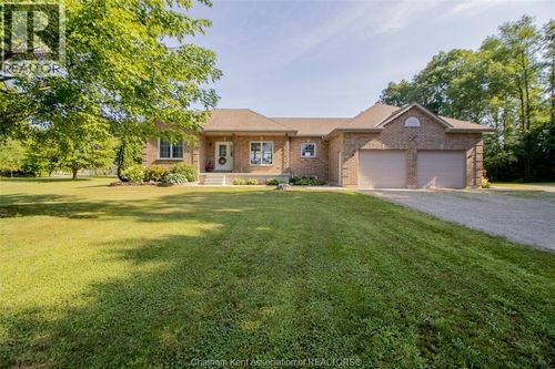 14733 Main Line, Bothwell, ON, N0P1C0 | Card Image