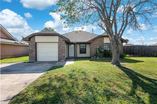 2988 Todd Cir, Ingleside, TX, 78362-4021 | Card Image