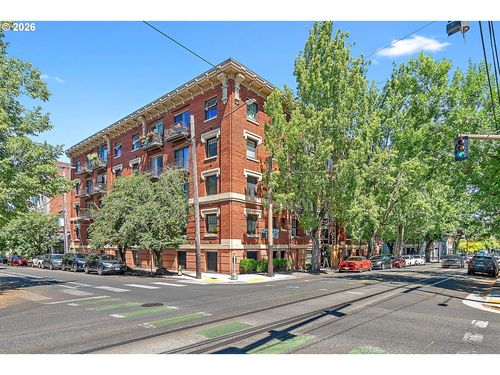106-1829 Nw Lovejoy St, Portland, OR, 97209-1523 | Card Image