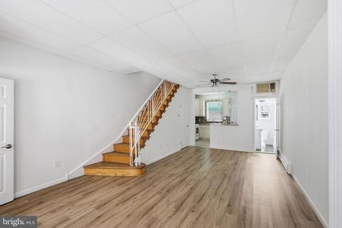1802 Tree St, PHILADELPHIA, PA, 19145-3723 | Card Image