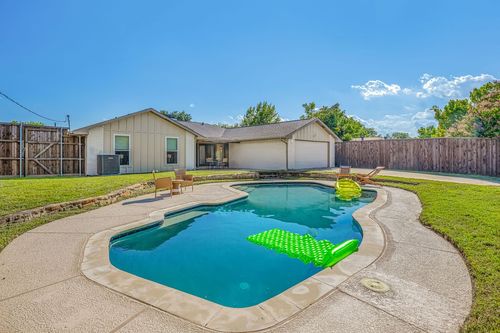 3151 Kinkaid Dr, Dallas, TX, 75220-1620 | Card Image