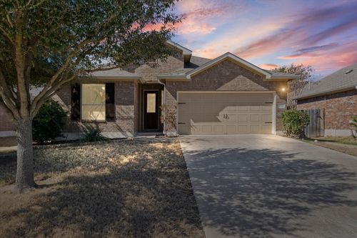 2721 Garlic Creek Dr, Buda, TX, 78610-5189 | Card Image
