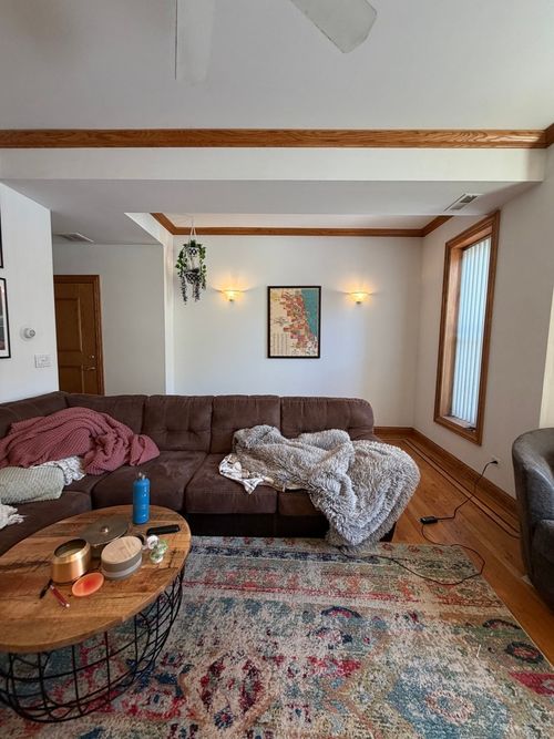 apt-2s-3734 Sheffield Ave, Chicago, IL, 60613-5066 | Card Image