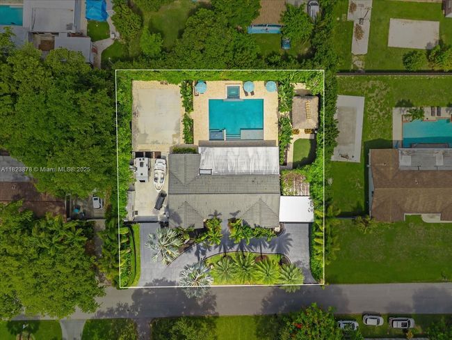 19420 Sw 129 Th Ave, House other with 4 bedrooms, 3 bathrooms and null parking in Miami FL | Image 5