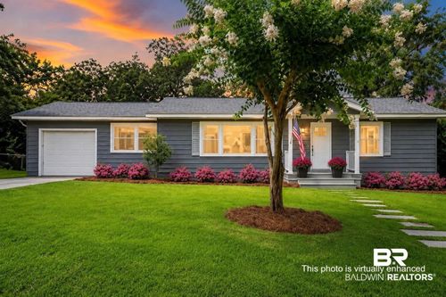 216 Pinecrest Ln, Fairhope, AL, 36532-1408 | Card Image