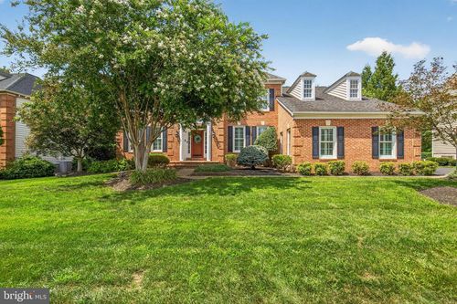 43292 Burke Dale St, CHANTILLY, VA, 20152-1705 | Card Image