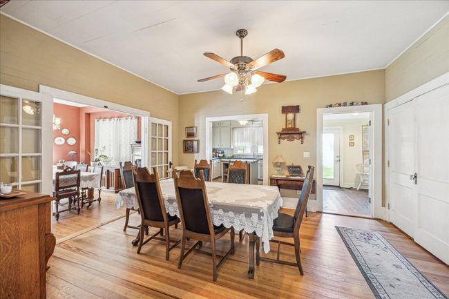 10753 Track Rd E, House other with 3 bedrooms, 4 bathrooms and null parking in Cat Spring TX | Image 5