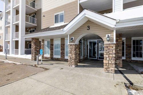 214-3 Broadway Rise, Sylvan Lake, AB, T4S0G9 | Card Image