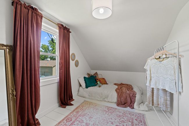 13923 W County Line Rd, House other with 3 bedrooms, 1 bathrooms and null parking in Roanoke IN | Image 17