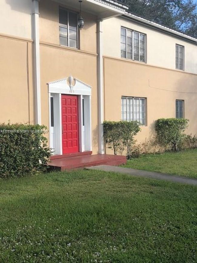 APT-3 - 619 Anastasia Ave, Condo with 2 bedrooms, 1 bathrooms and null parking in Coral Gables FL | Image 10