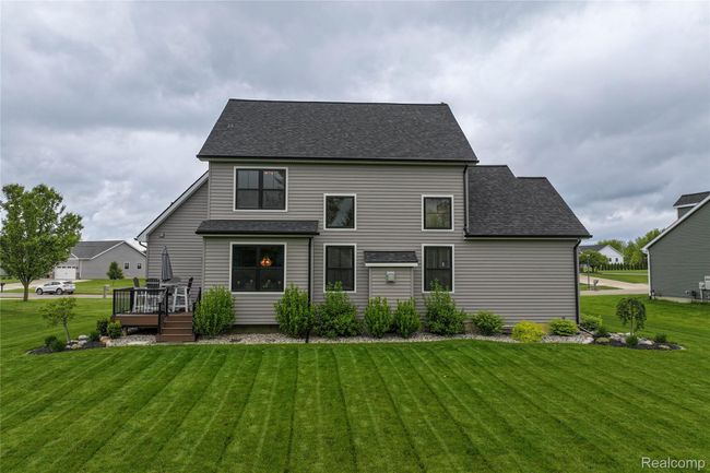 Exterior | Image 6