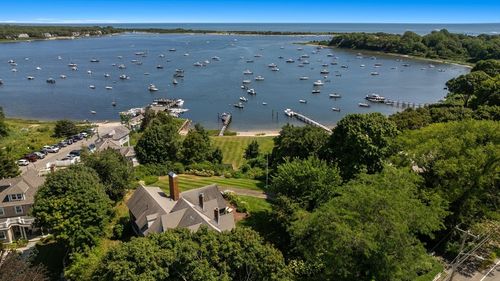 916 Main St, Cotuit, MA, 02635-3236 | Card Image