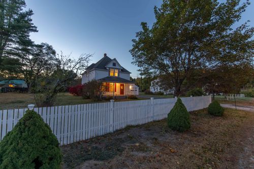 35 Deer Hill Road, Tamworth, NH, 03817 | Card Image