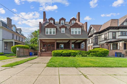 510 W 10th St, Erie, PA, 16502-1352 | Card Image