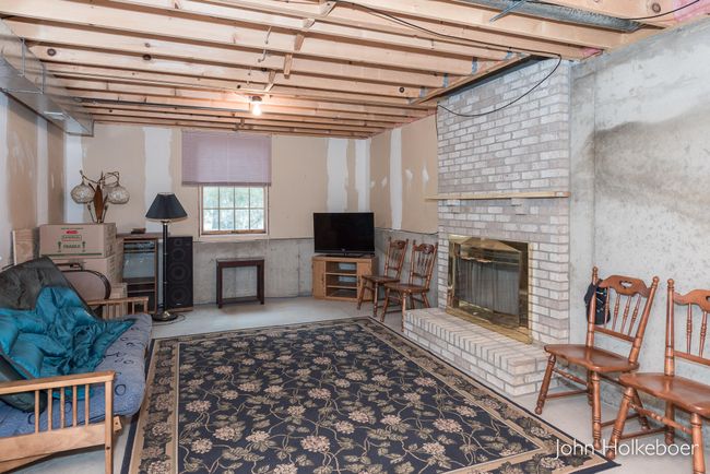 16_Daylight Lower Level-1 | Image 47