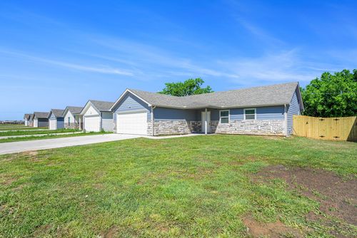 417 Whitney Ct, Rio Vista, TX, 76093-3861 | Card Image