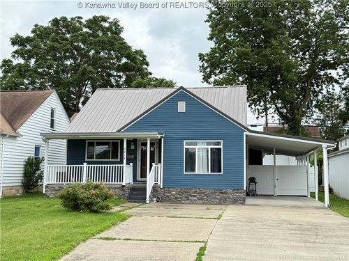 2214 Mount Vernon Ave, Point Pleasant, WV, 25550-1532 | Card Image