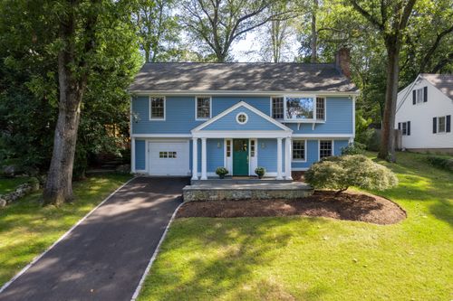 8 Forest Rd, Darien, CT, 06820-3813 | Card Image